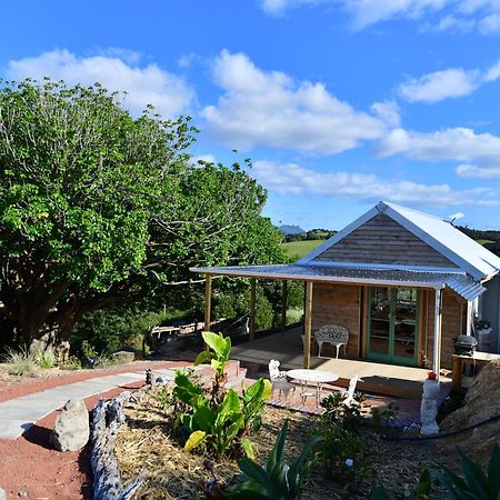 Sundance Cabin Parua Bay ภายนอก รูปภาพ
